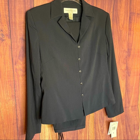 New York & Co. Full Suit Black - Picture 3 of 11